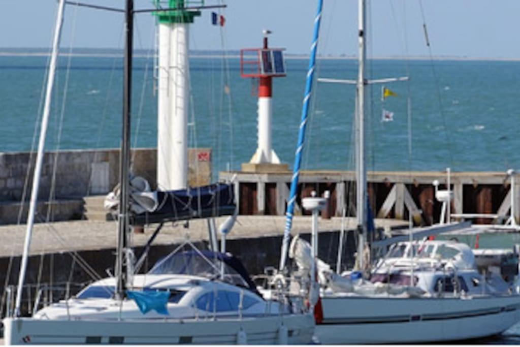 Le Clos Des Flots - La Plage La Flotte Dış mekan fotoğraf